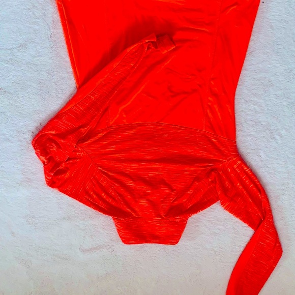 Athletic long sleeve - Picture 3 of 3